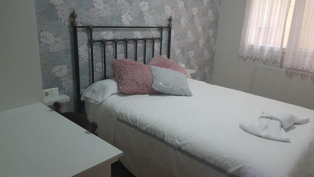 Apartamentos Paz 리바데오 외부 사진